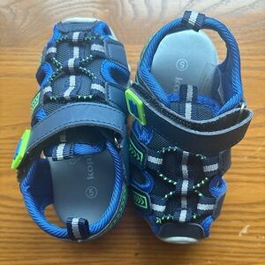 Koala Kids Navy and Lime Sandals